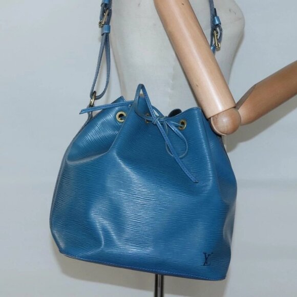 LOUIS VUITTON Epi Petit Noe Shoulder Bag Blue LV Auth - Picture 15 of 16